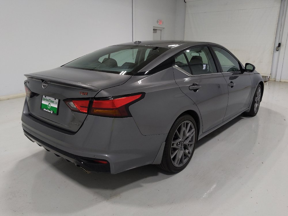 Used 2024 Nissan Altima 2.0 SR FWD image 9