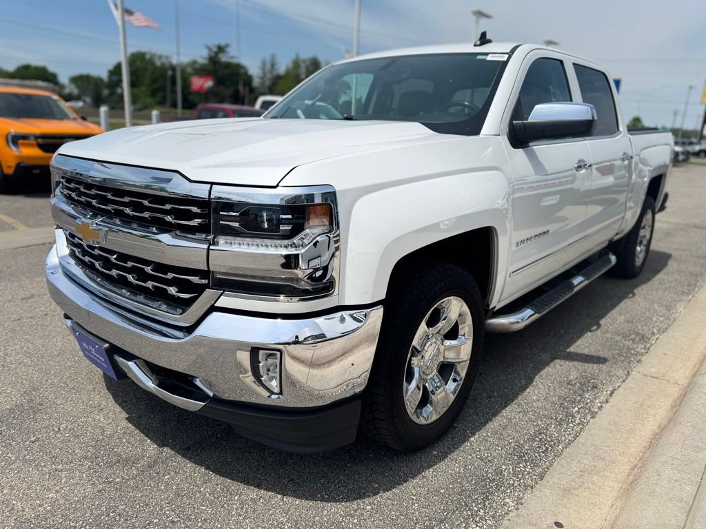 Used 2018 Chevrolet Silverado 1500 LTZ w/ Sport Package AWD/4WD image 35