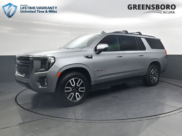 Used 2023 GMC Yukon XL AT4 w/ AT4 Premium Package AWD/4WD image 11