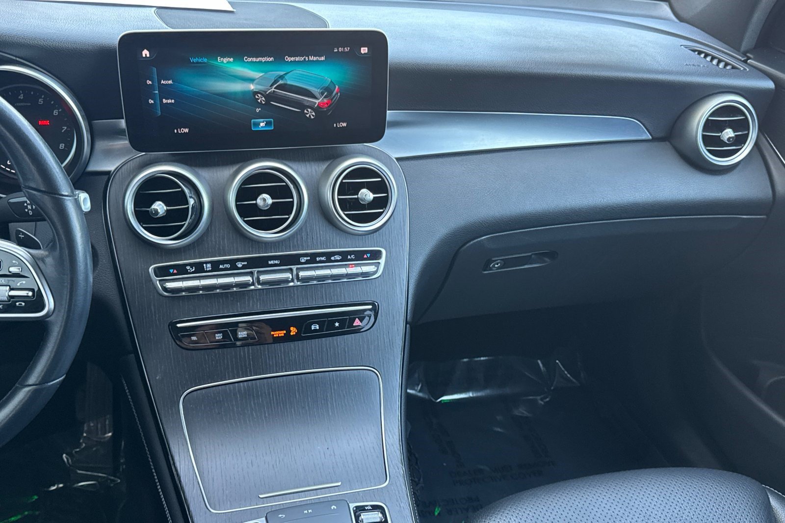 Used 2020 Mercedes-Benz GLC 300 4MATIC image 19