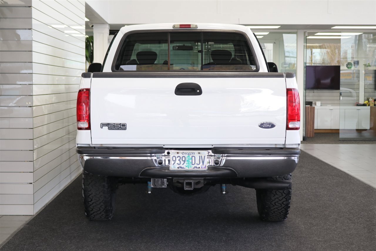 Used 2002 Ford F250 XLT image 9