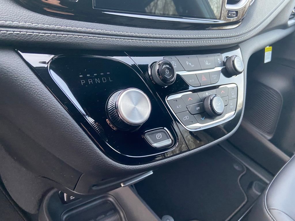 New 2026 Chrysler Pacifica Select image 19
