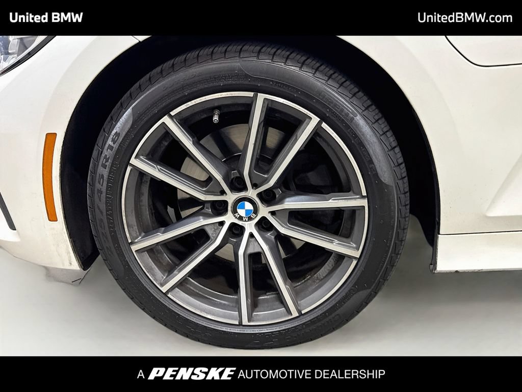 Used 2021 BMW 330e w/ Premium Package RWD image 9