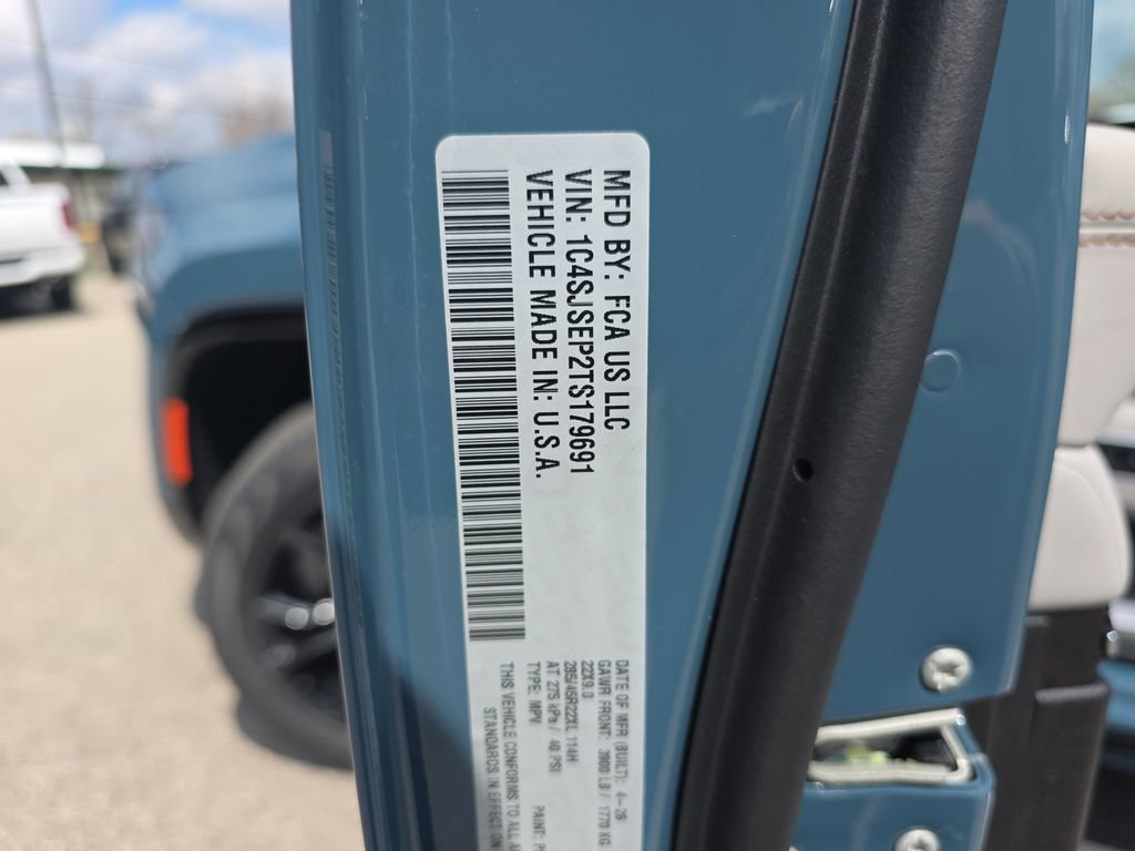 New 2026 Jeep Grand Wagoneer L Summit image 42