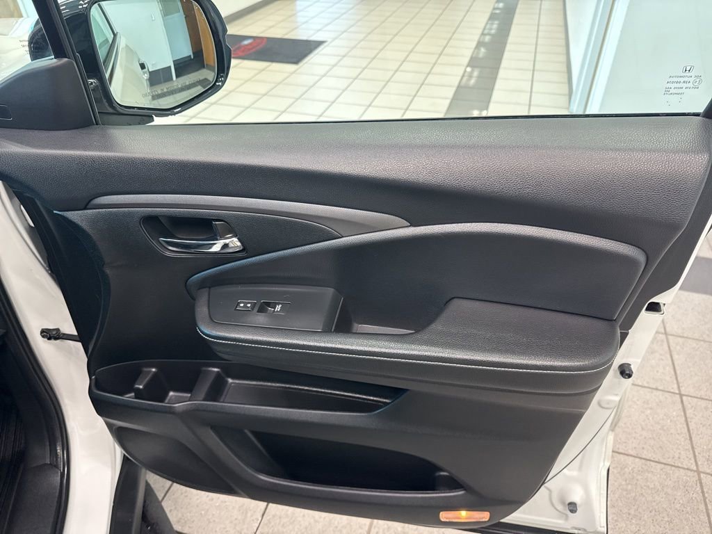 Used 2021 Honda Ridgeline RTL-E image 24