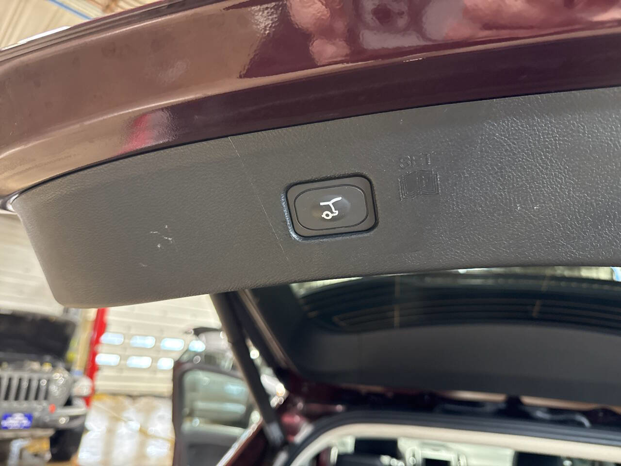 Certified 2020 Ford Edge SEL w/ Convenience Package image 27