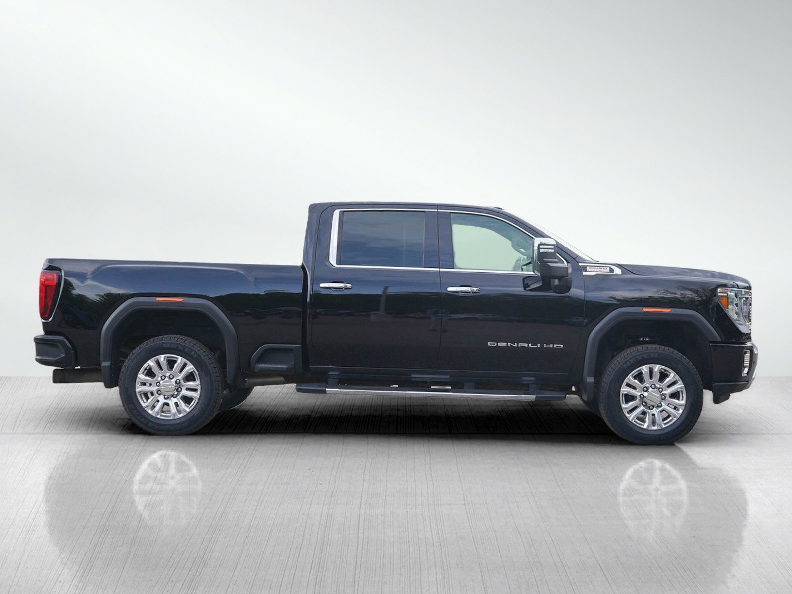 Used 2020 GMC Sierra 2500 Denali w/ Denali Ultimate Package AWD/4WD image 6