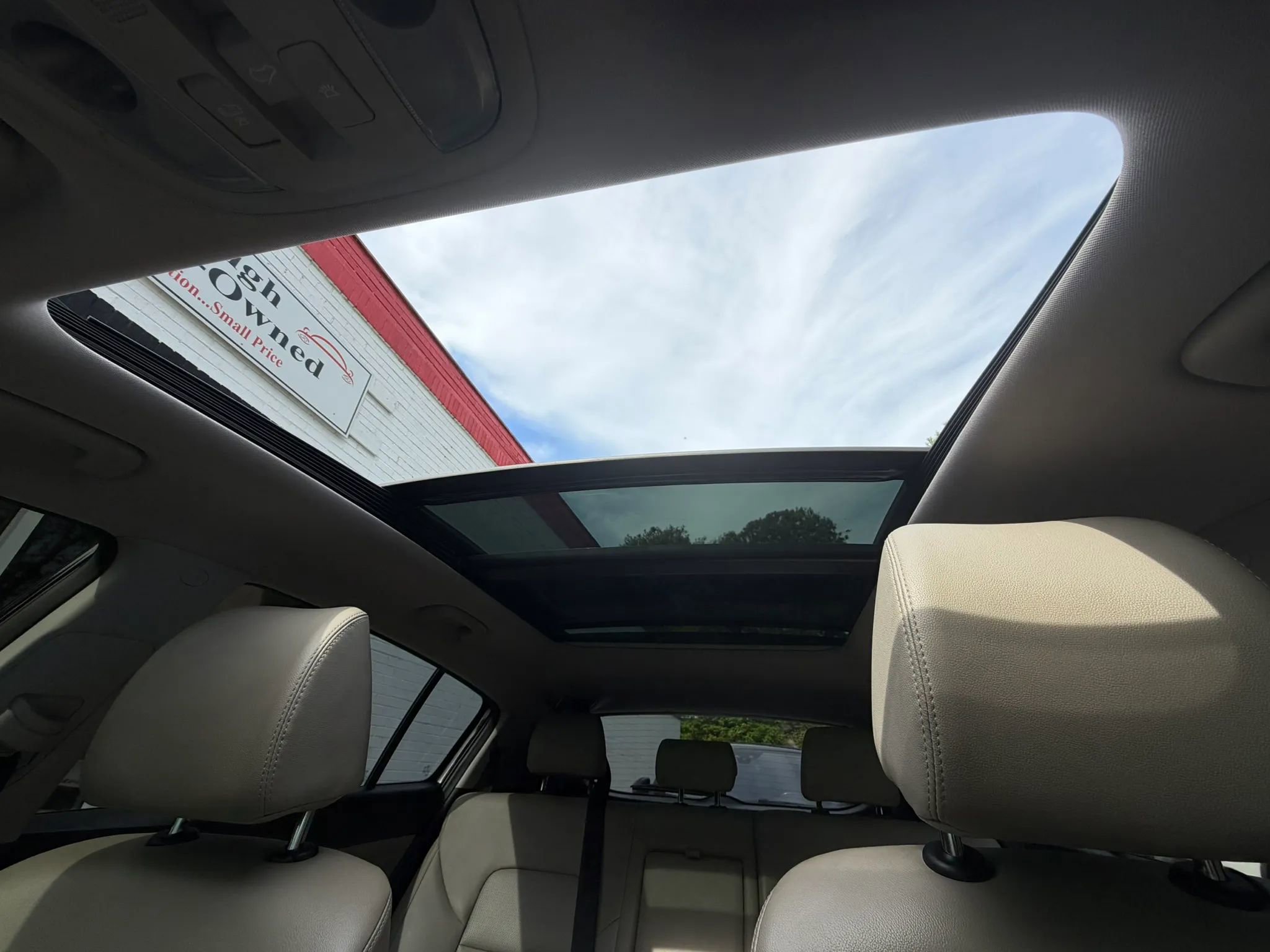 Used 2022 Kia Sportage EX image 30