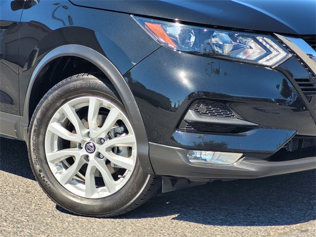 Used 2022 Nissan Rogue Sport SV image 4