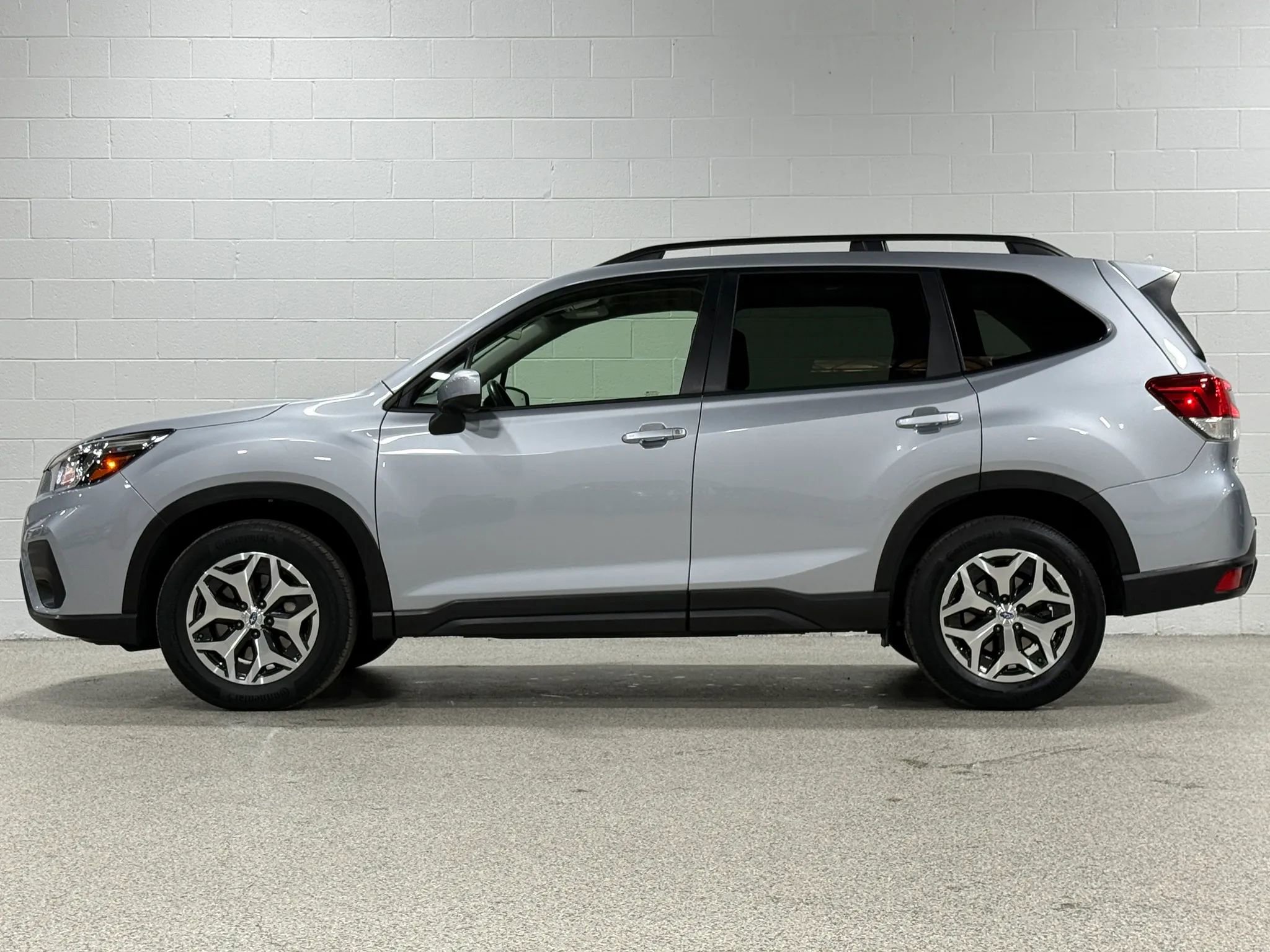 Used 2020 Subaru Forester Premium w/ Popular Package #1 AWD/4WD image 9