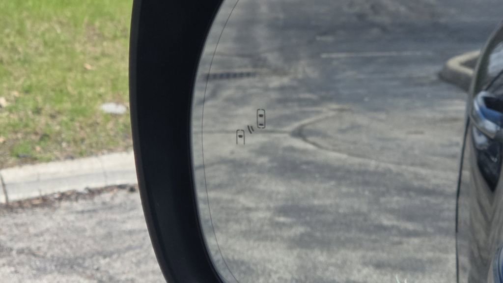 Used 2023 Lexus GX 460 Premium w/ Premium Package image 14