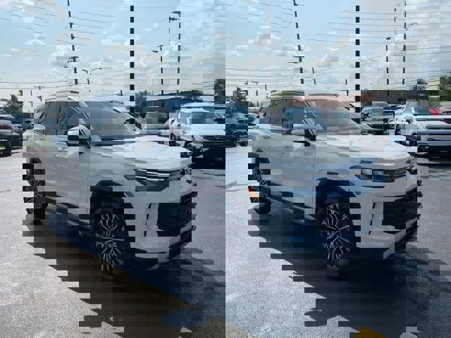 New 2025 Volkswagen Tiguan S image 8