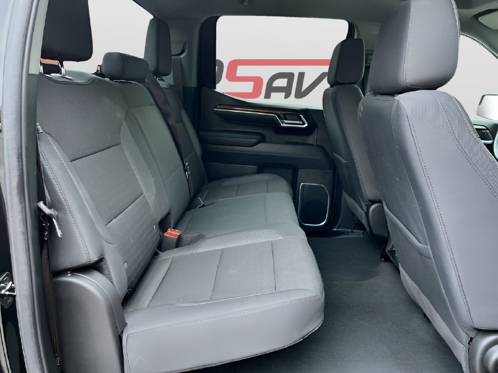 Used 2025 Chevrolet Silverado 1500 LT AWD/4WD image 28