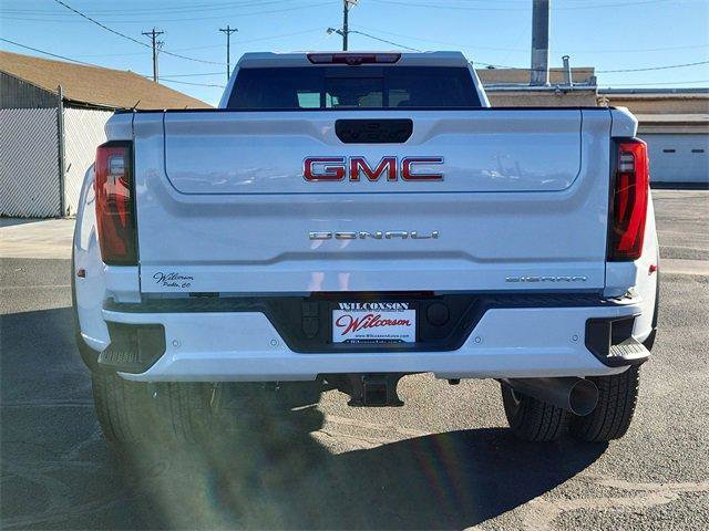New 2026 GMC Sierra 3500 Denali w/ Denali Reserve Package image 4