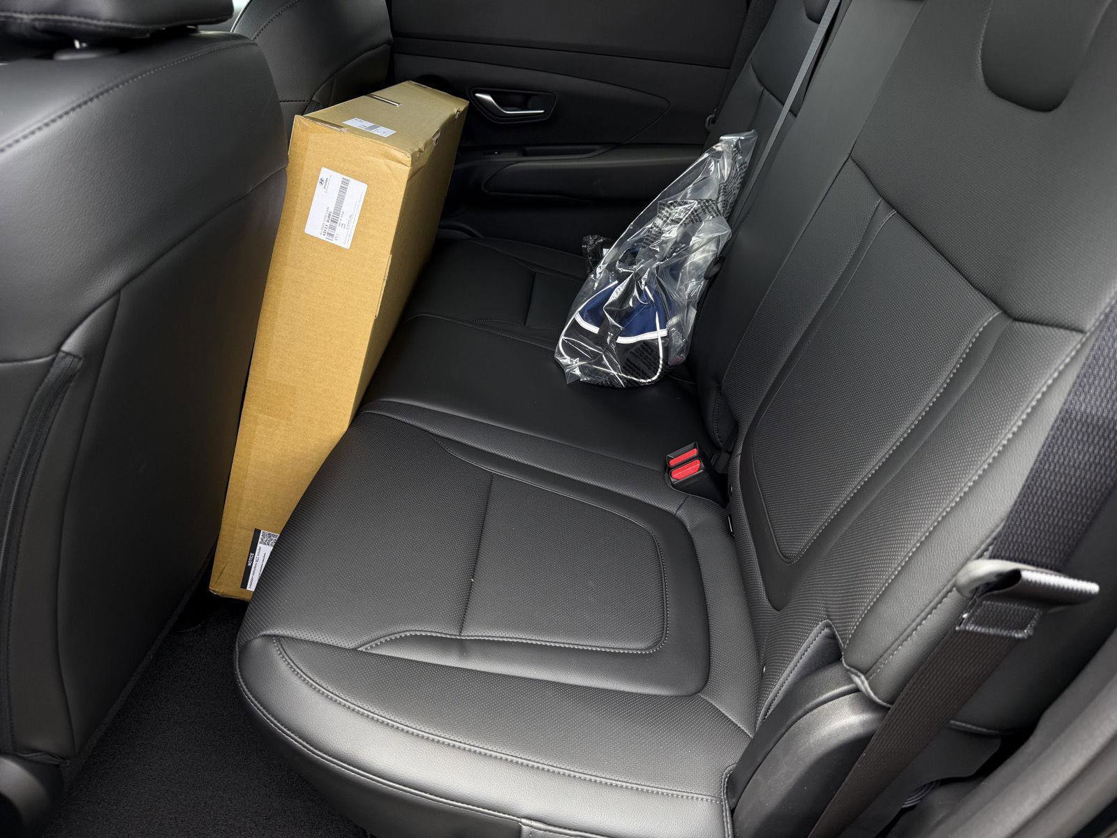 New 2026 Hyundai Santa Cruz SEL FWD image 8
