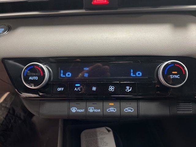 New 2026 Hyundai Elantra Sport FWD image 20