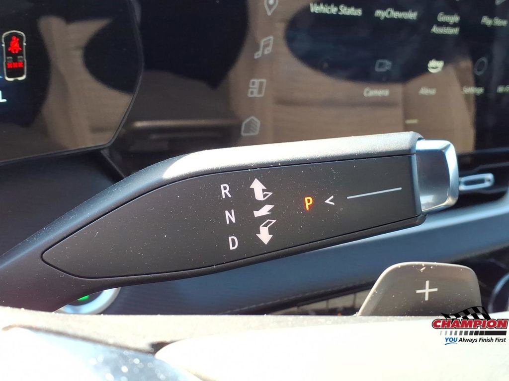 Used 2025 Chevrolet Equinox LT FWD image 30