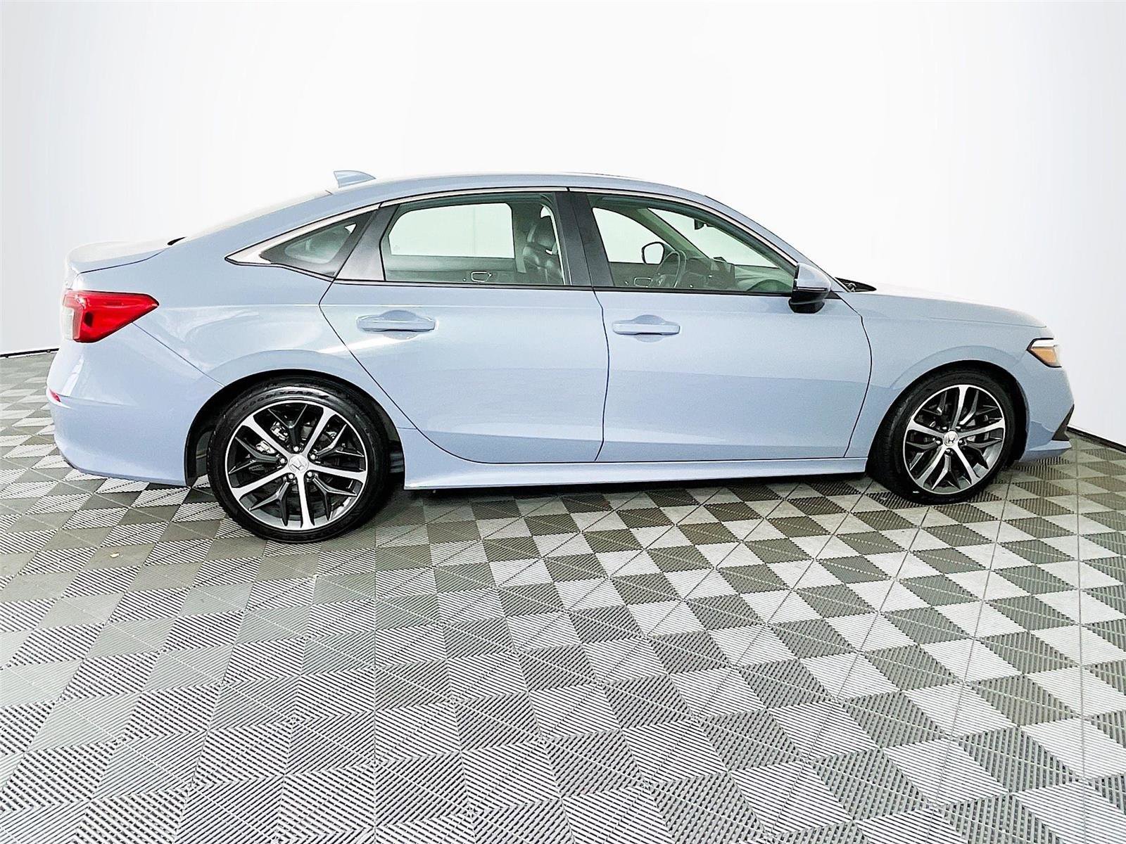 Used 2024 Honda Civic Touring image 12