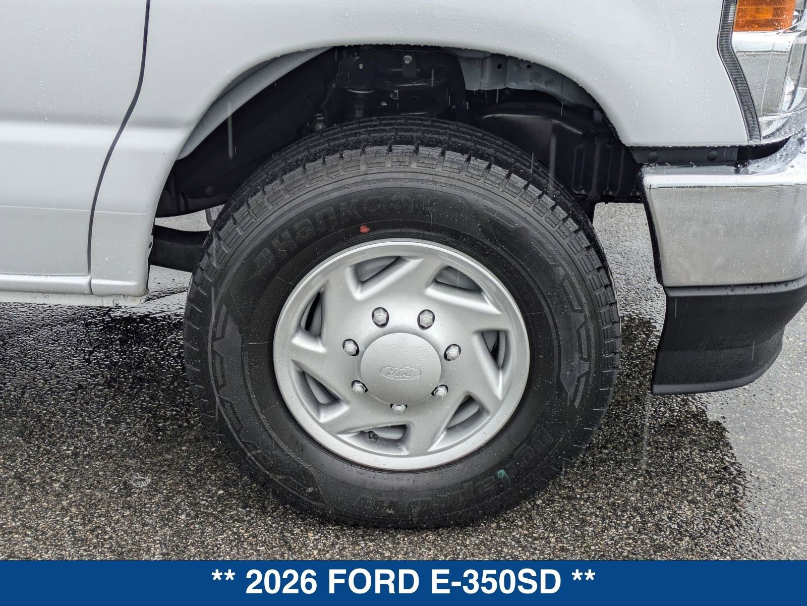 New 2026 Ford E-350 and Econoline 350 Super Duty w/ Power Equipment Group image 12