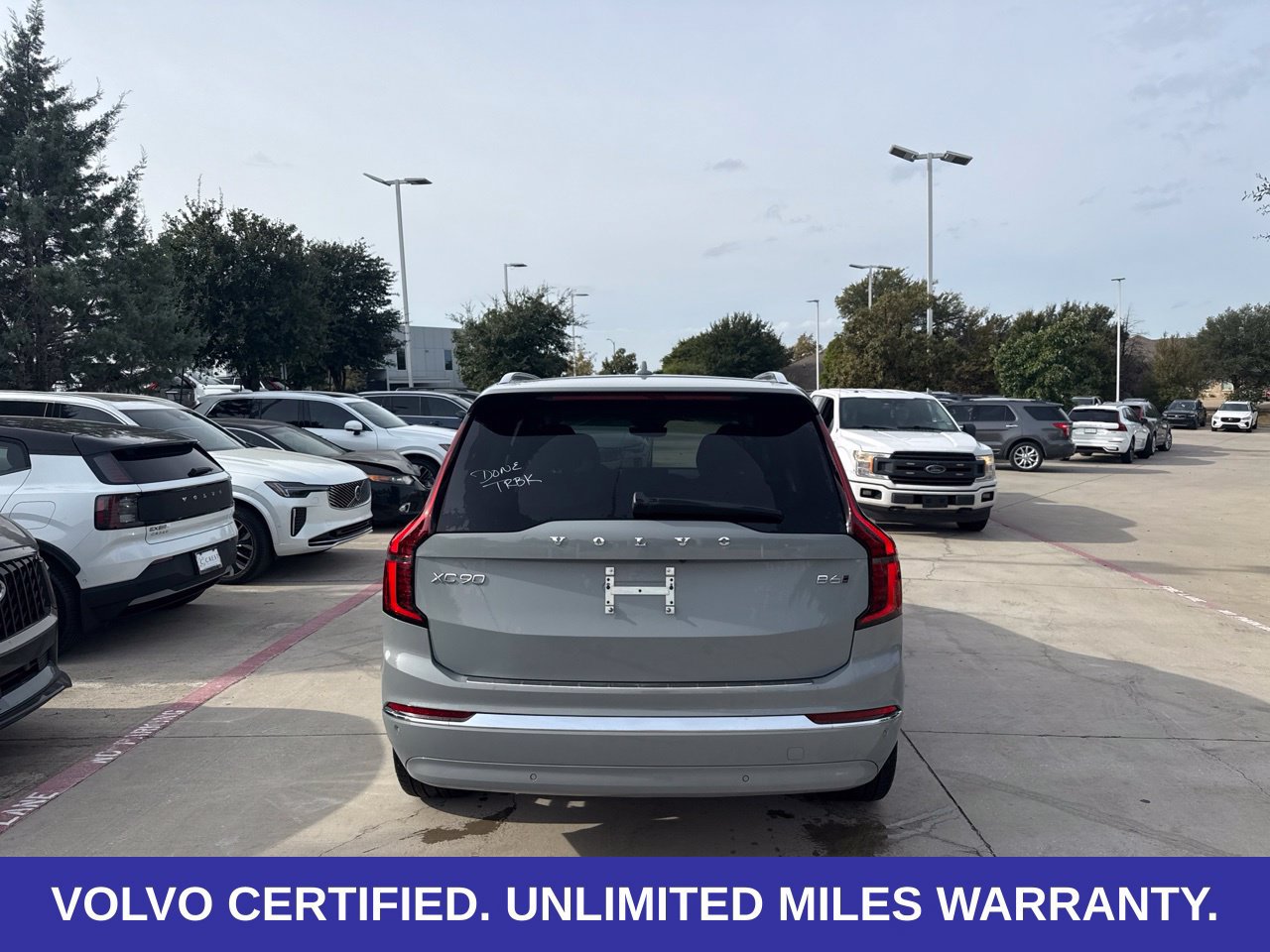 Certified 2026 Volvo XC90 B6 Plus AWD/4WD image 11