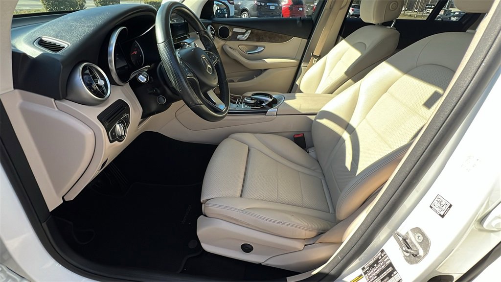 Used 2017 Mercedes-Benz GLC 300 image 13
