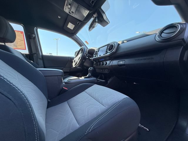 Certified 2021 Toyota Tacoma TRD Sport w/ Technology Package AWD/4WD image 20