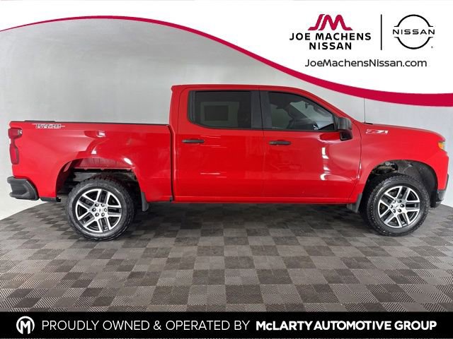 Used 2019 Chevrolet Silverado 1500 Custom Trail Boss w/ Custom Convenience Package image 4