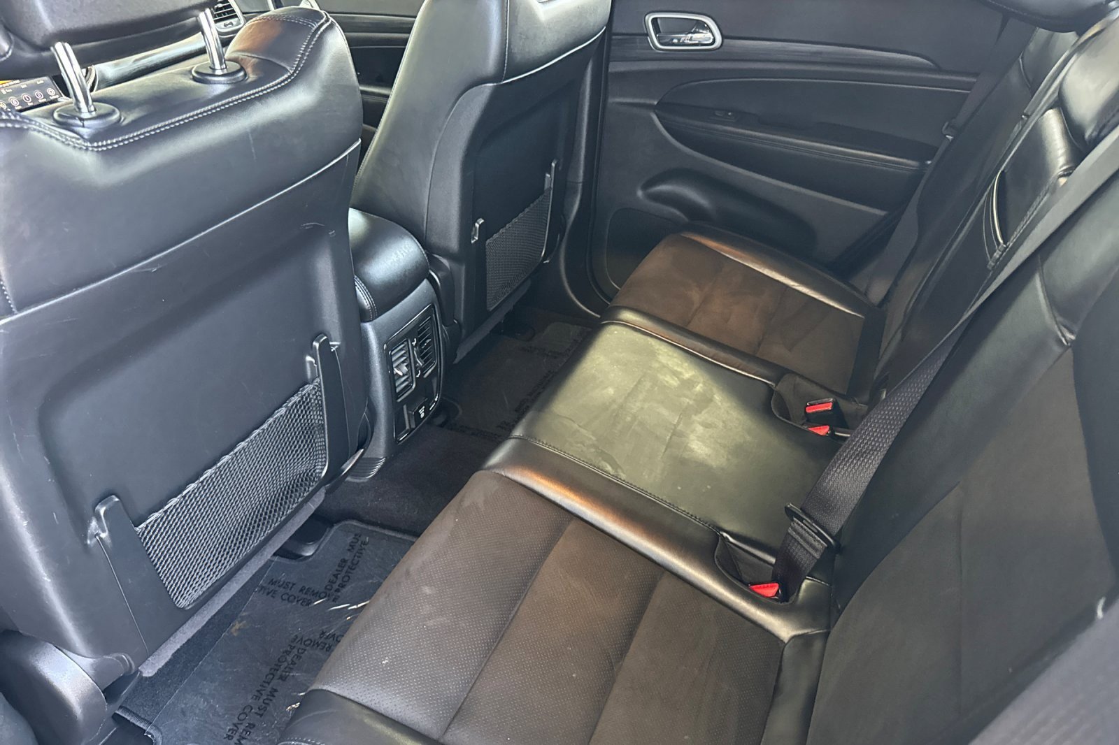 Used 2020 Jeep Grand Cherokee Altitude RWD image 11