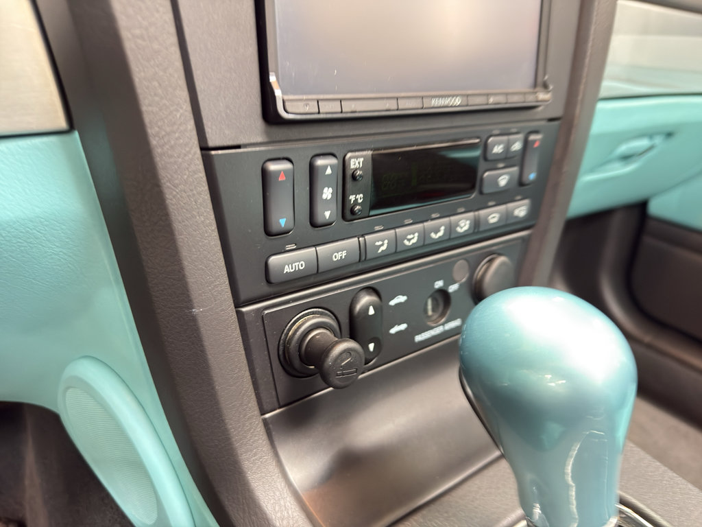 Used 2002 Ford Thunderbird RWD image 21
