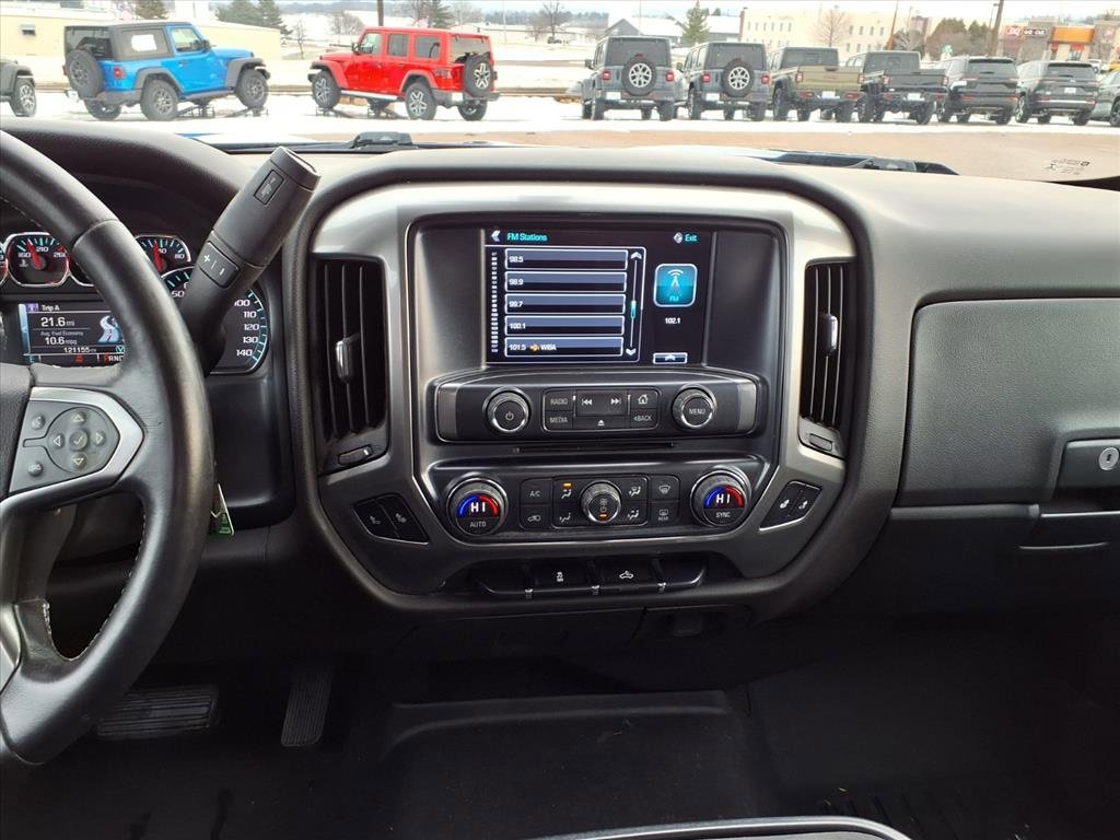 Used 2018 Chevrolet Silverado 1500 LT w/ All Star Edition image 19