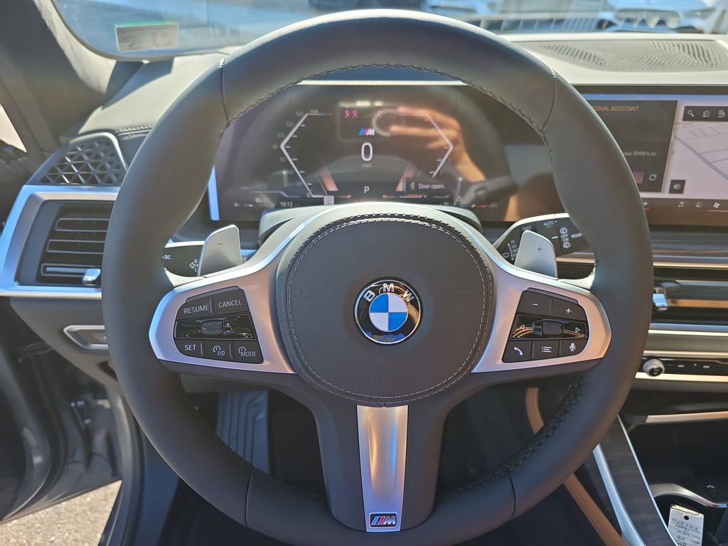 New 2026 BMW X7 xDrive40i image 14