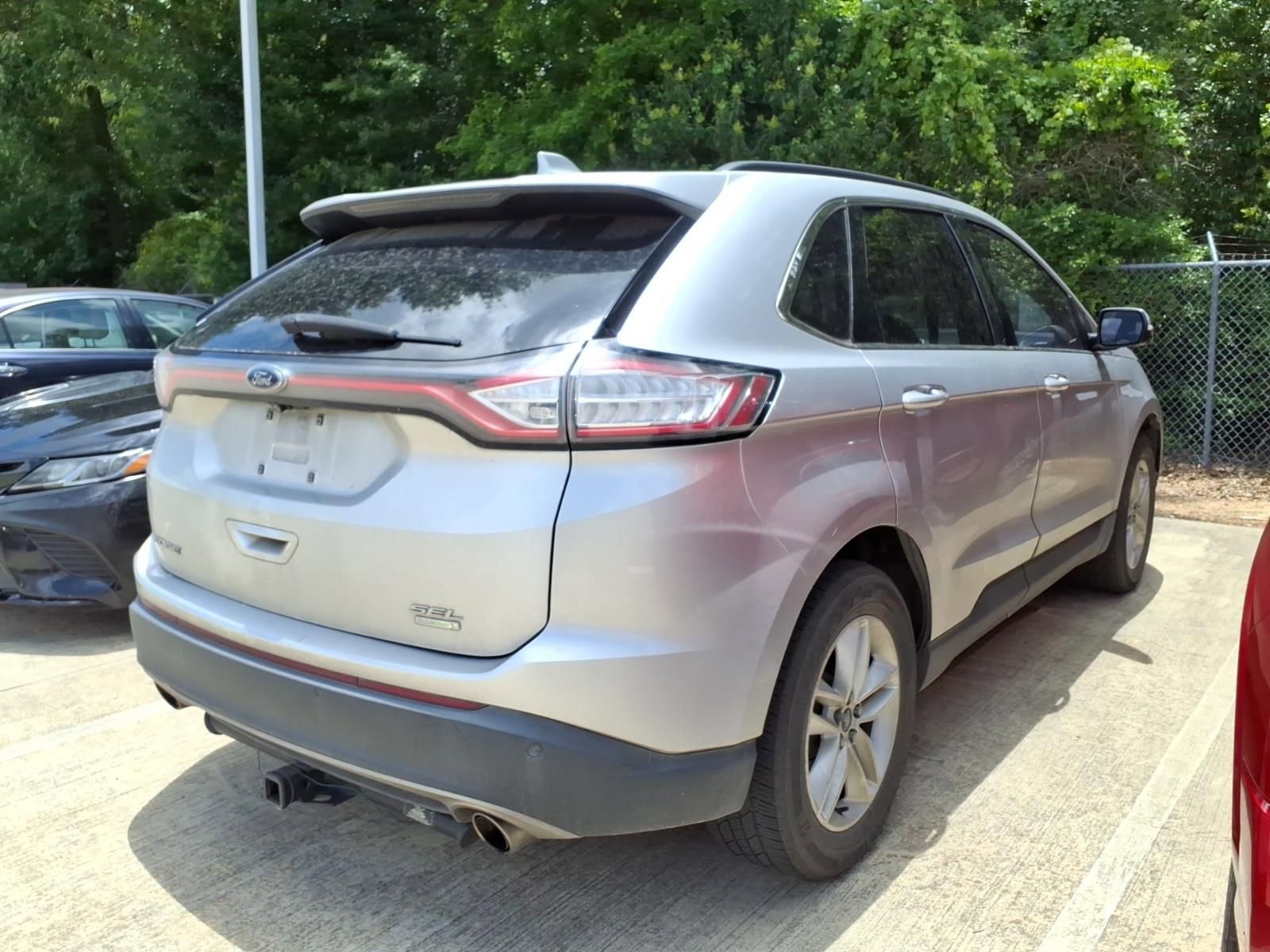 Used 2017 Ford Edge SEL w/ Equipment Group 201A FWD image 8