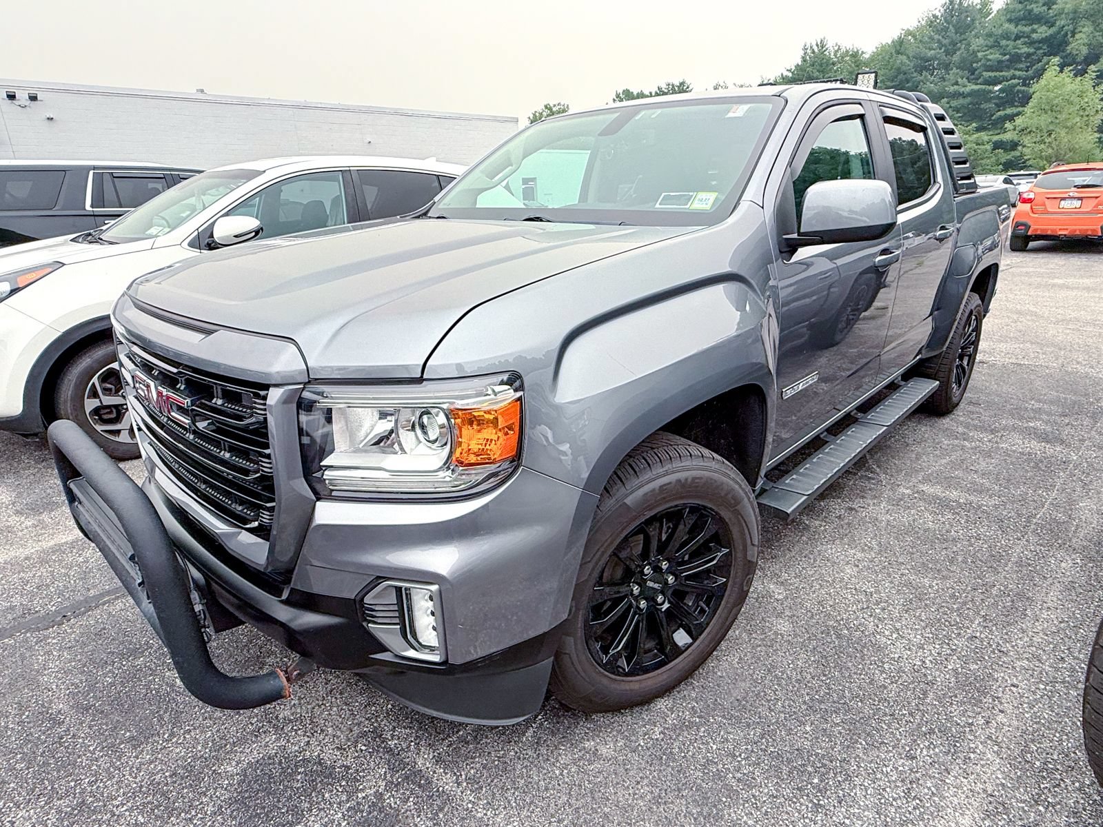 Used 2021 GMC Canyon Elevation w/ High Elevation Package AWD/4WD image 3