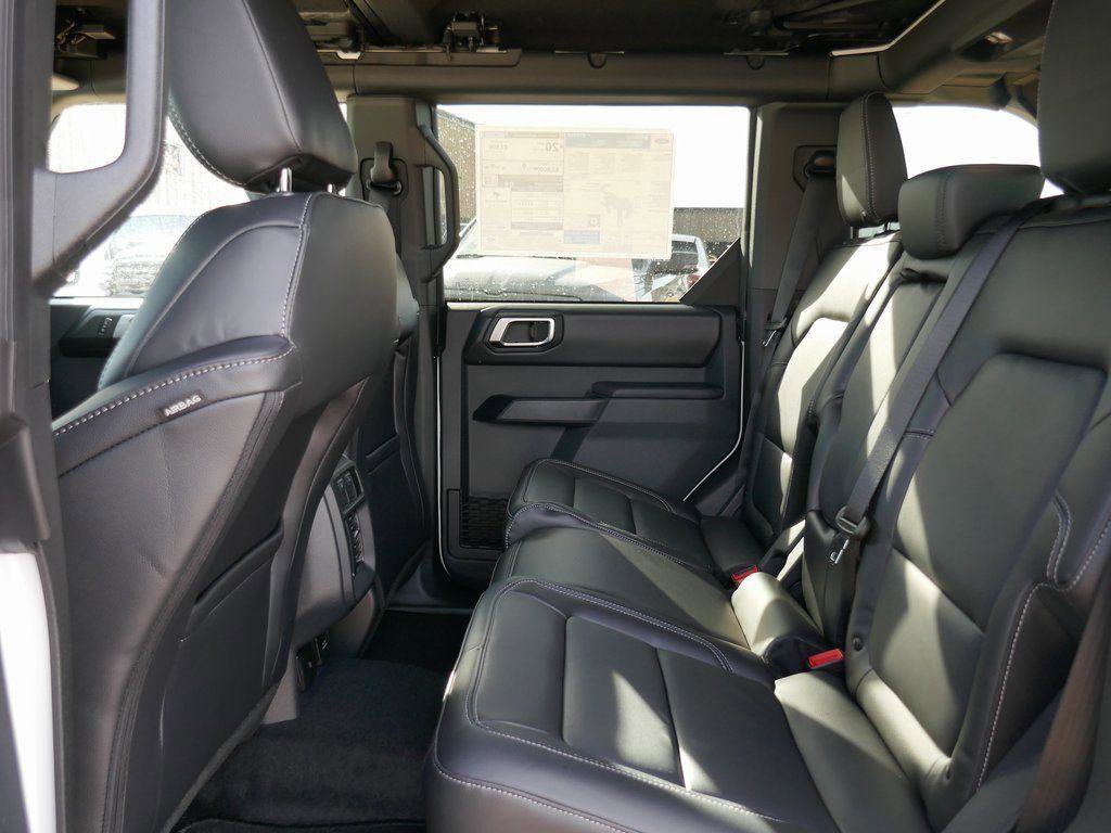 New 2025 Ford Bronco Outer Banks image 12