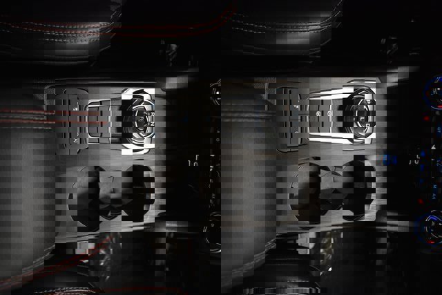 Used 2023 Ford Escape ST-Line image 30