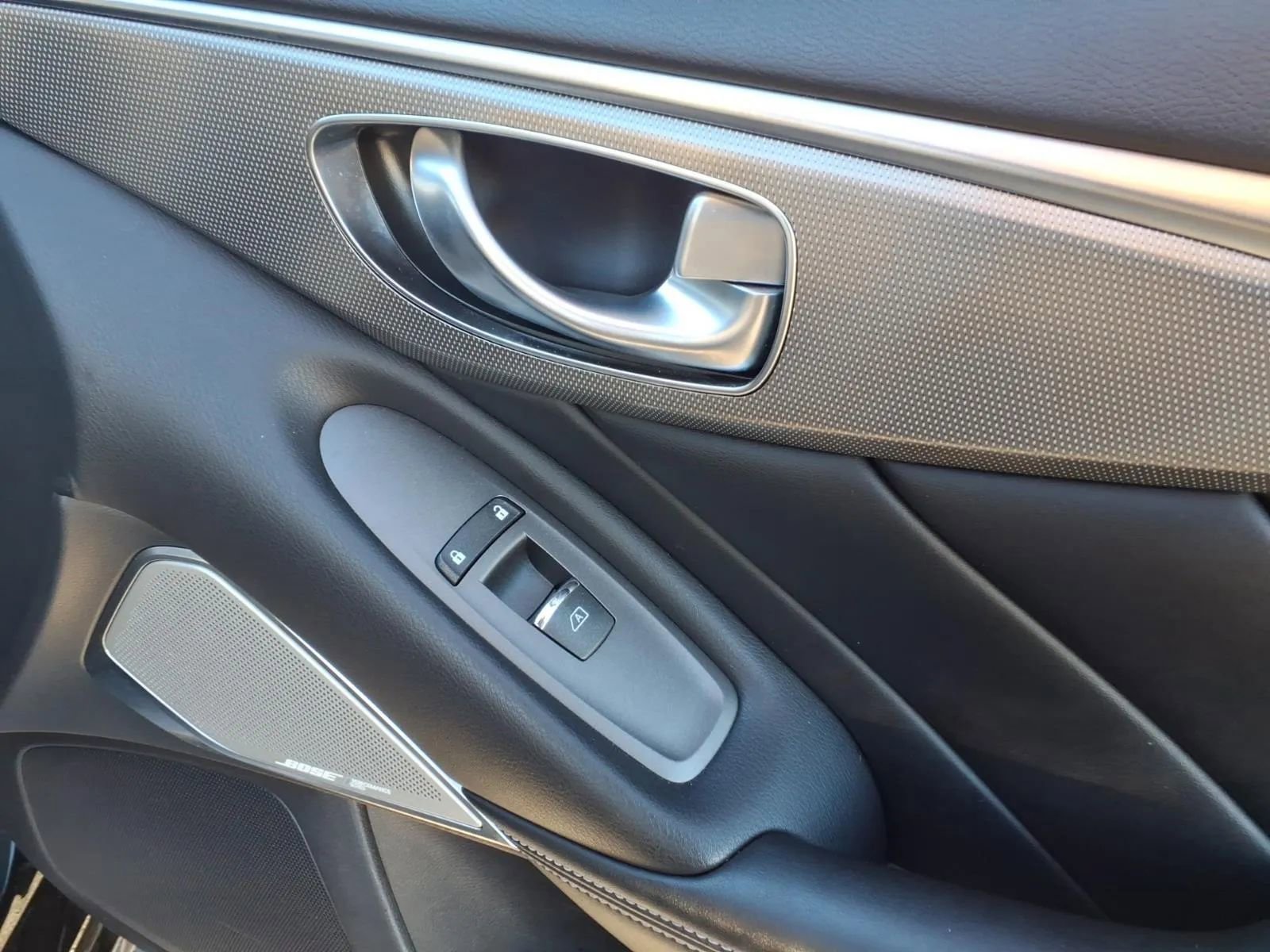 Used 2019 INFINITI Q50 Sport w/ Cargo Package (L96) AWD/4WD image 9