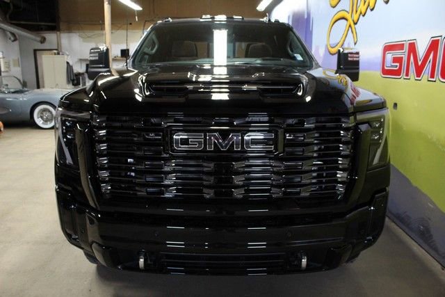 New 2026 GMC Sierra 2500 Denali Ultimate image 3