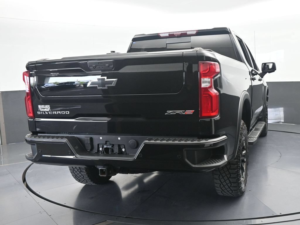 Used 2025 Chevrolet Silverado 1500 ZR2 w/ Technology Package AWD/4WD image 5