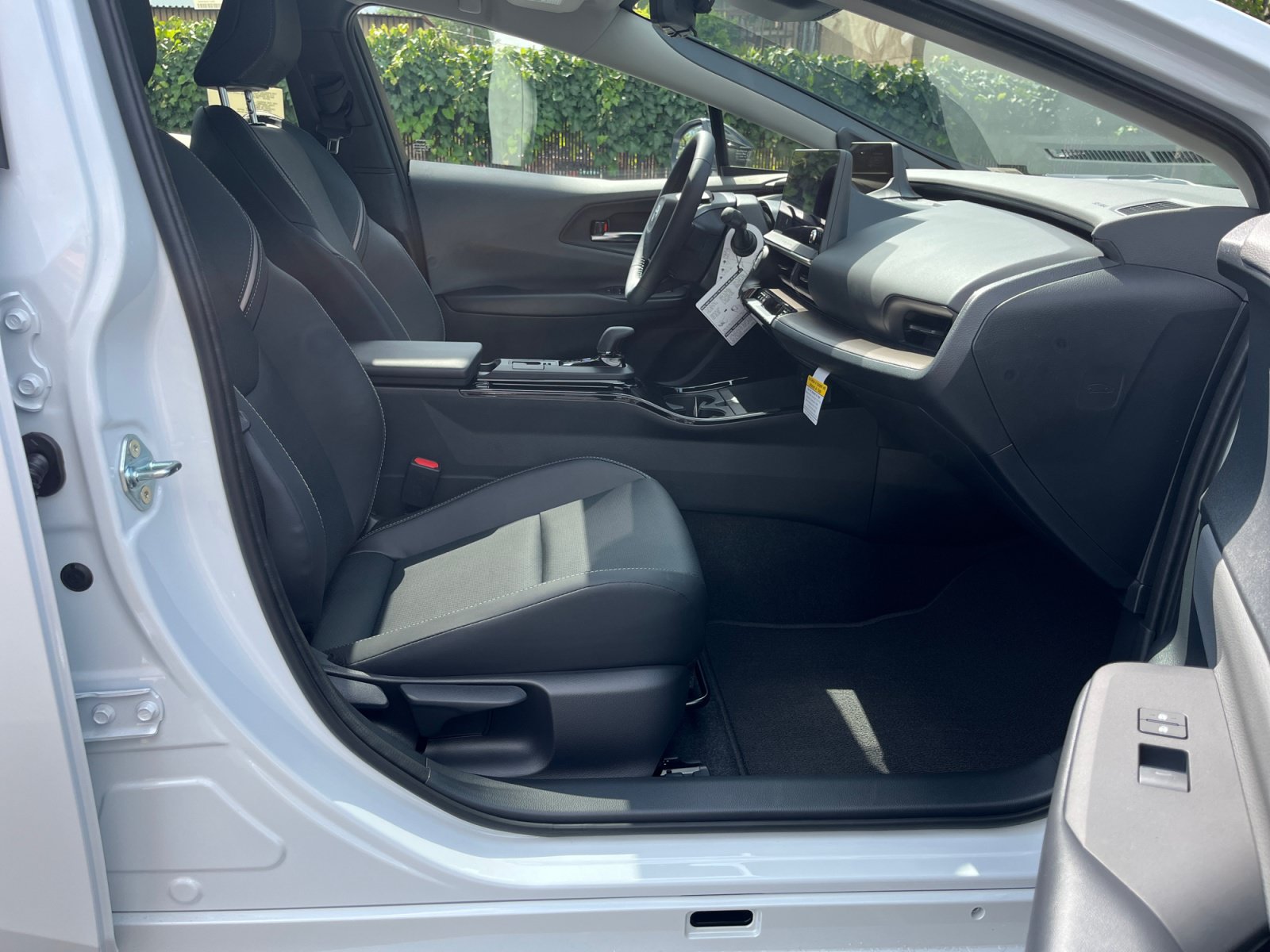New 2026 Toyota Prius Limited FWD image 30
