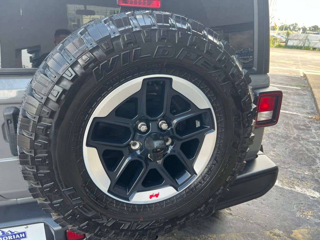 Used 2021 Jeep Wrangler Unlimited Rubicon w/ Cold Weather Group image 41