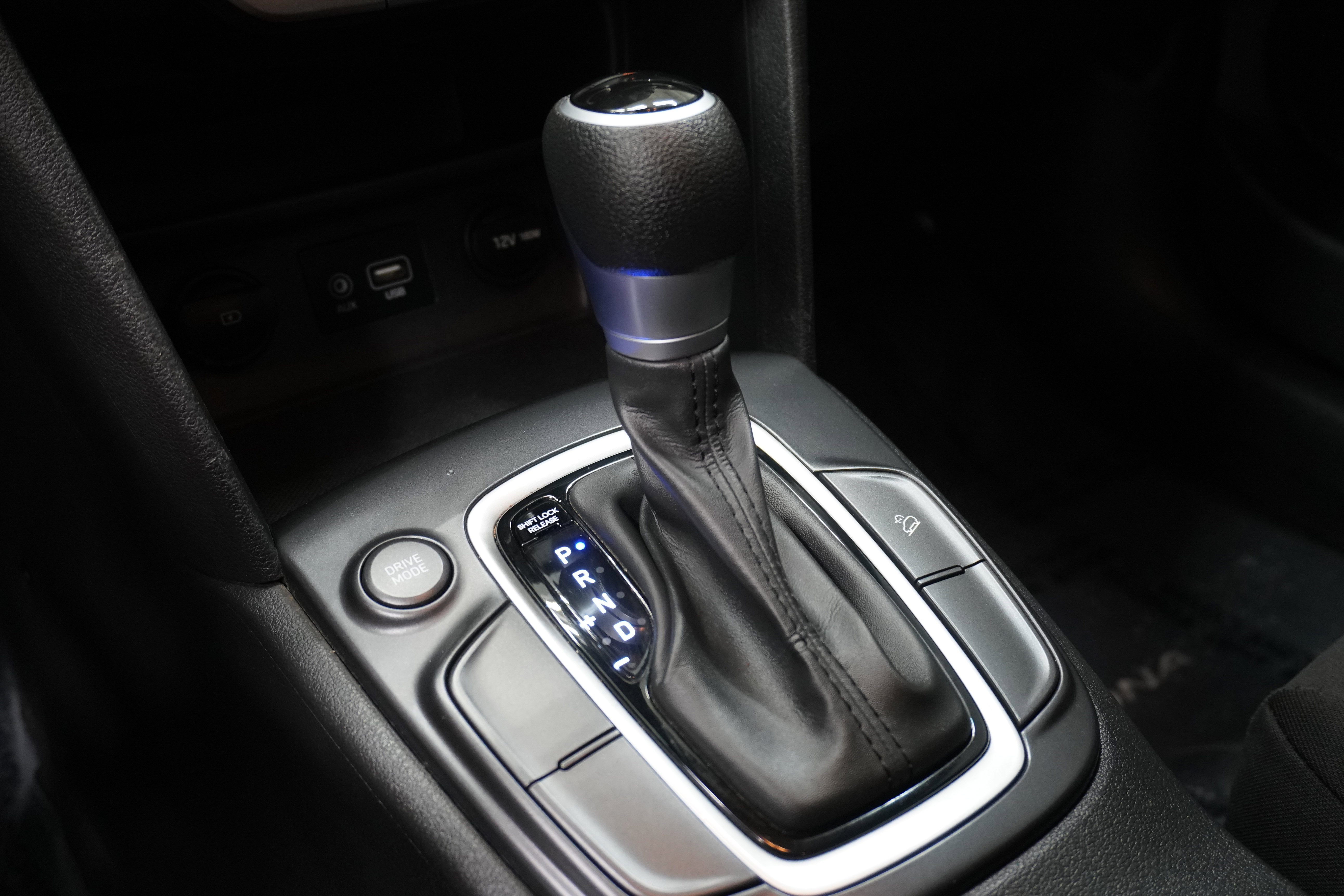 Used 2021 Hyundai Kona SE w/ Cargo Package image 18