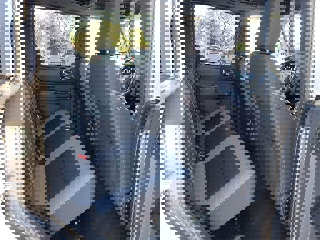 Used 2025 Ford Bronco Big Bend image 16