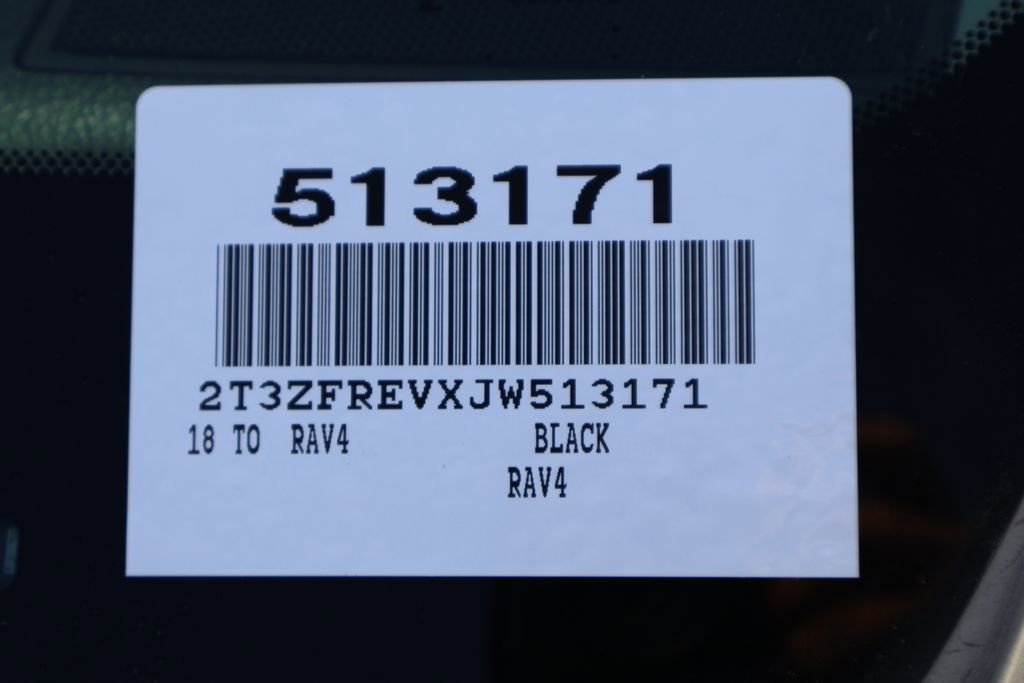 Used 2018 Toyota RAV4 LE image 7