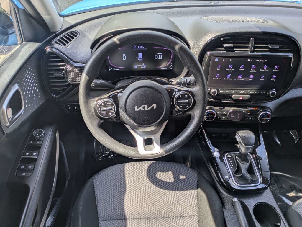 Used 2023 Kia Soul S FWD image 12