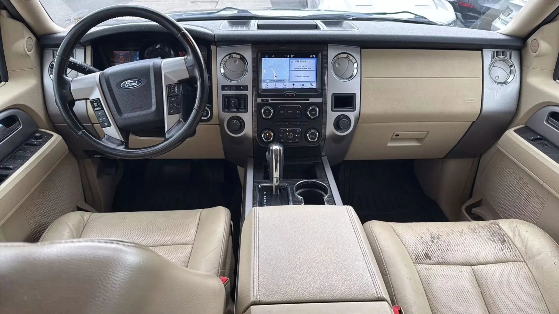 Used 2017 Ford Expedition Limited image 30