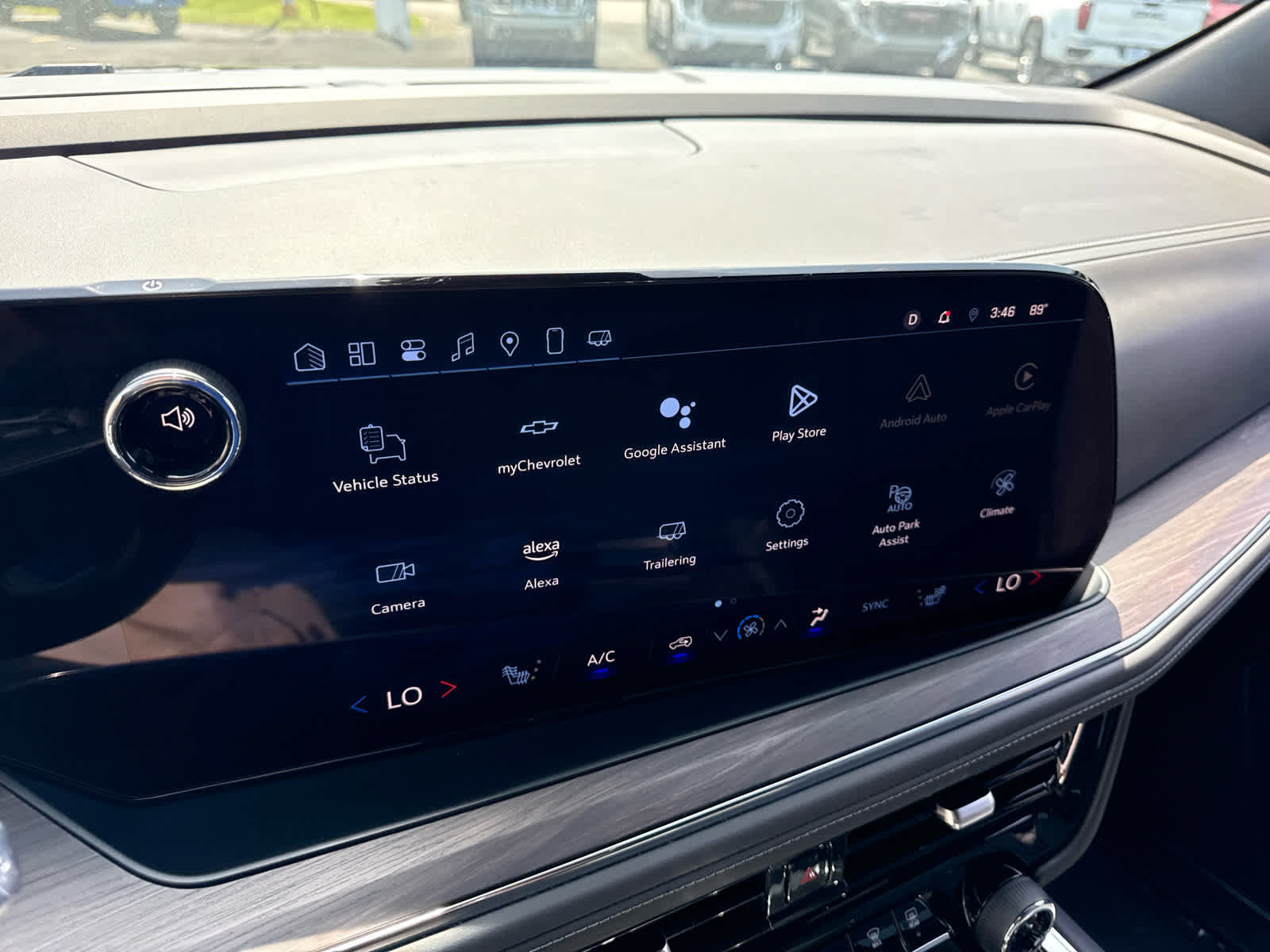 Certified 2025 Chevrolet Tahoe Z71 AWD/4WD image 16
