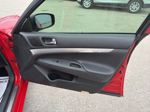 Used 2011 INFINITI G37 x w/ Premium Pkg image 18