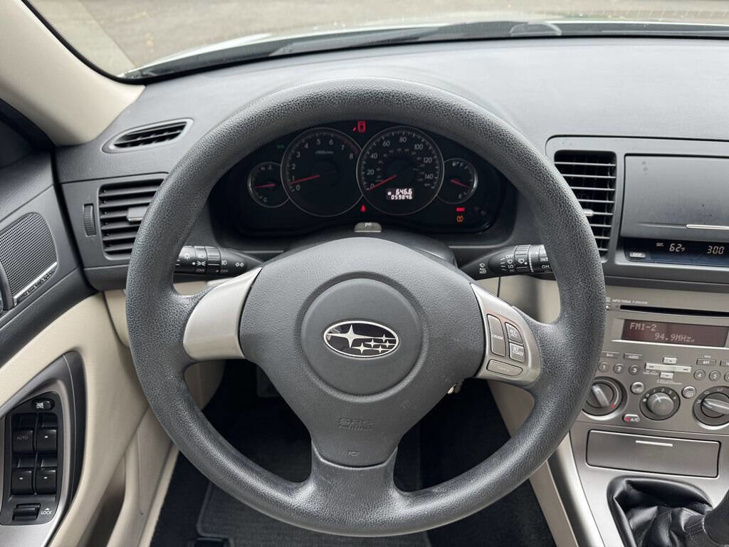 Used 2009 Subaru Outback 2.5i Special Edition AWD/4WD image 21