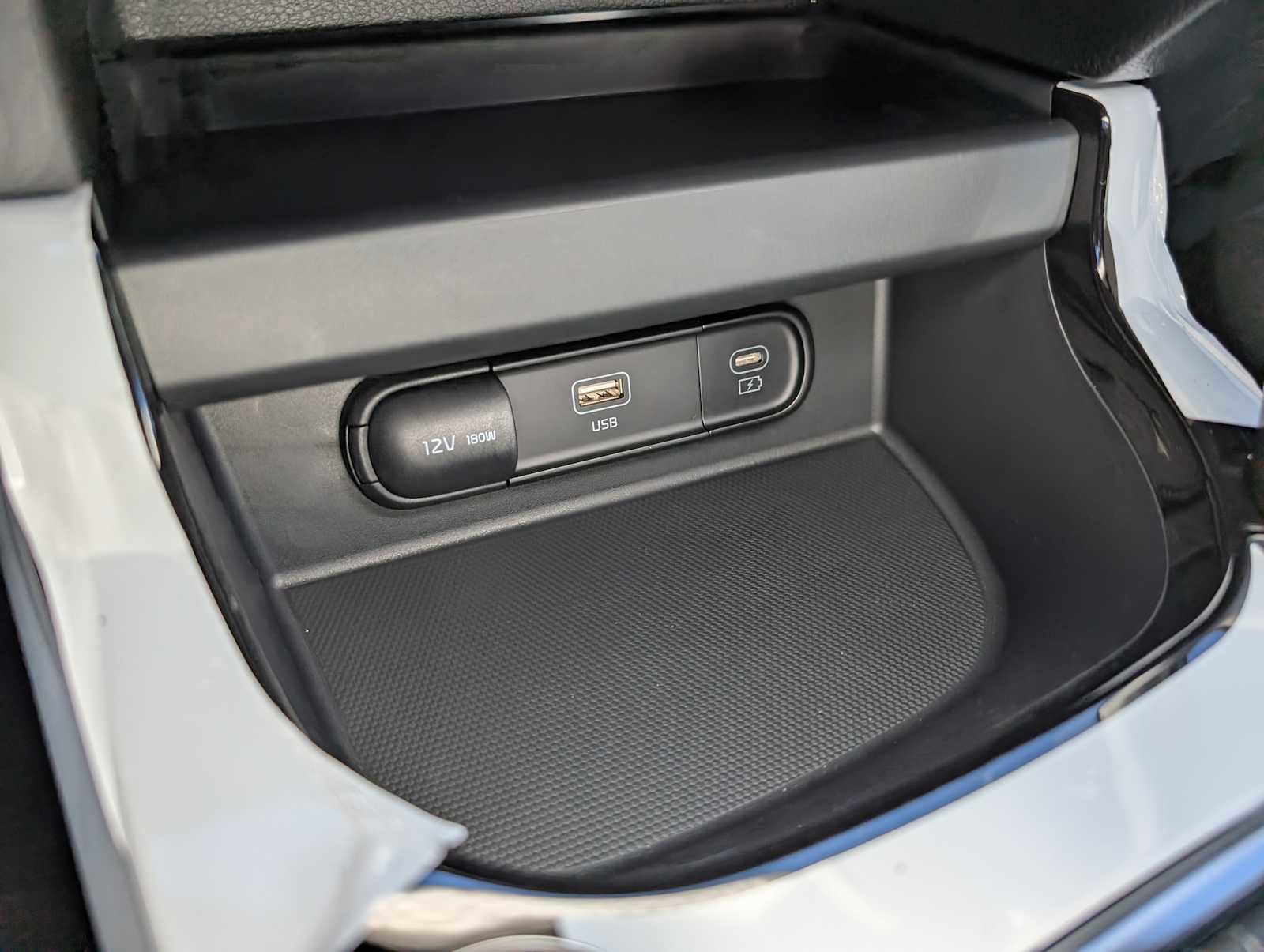 New 2026 Kia Seltos S image 24