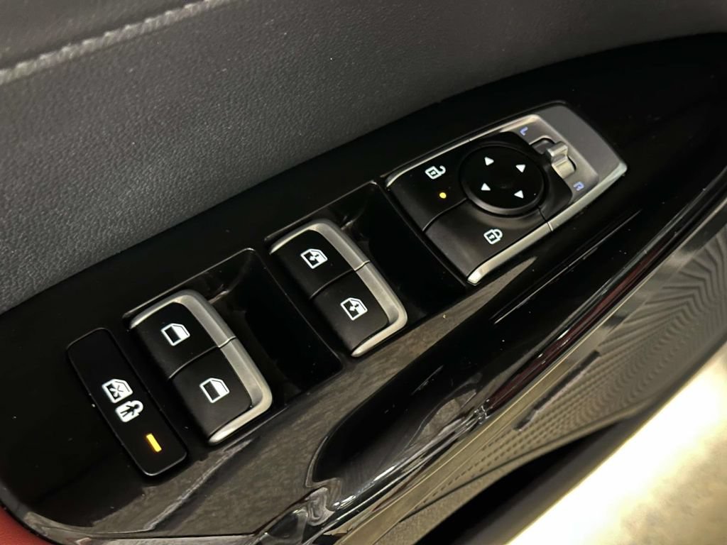Used 2025 Kia K5 GT-Line w/ GT-Line Premium Package AWD/4WD image 19